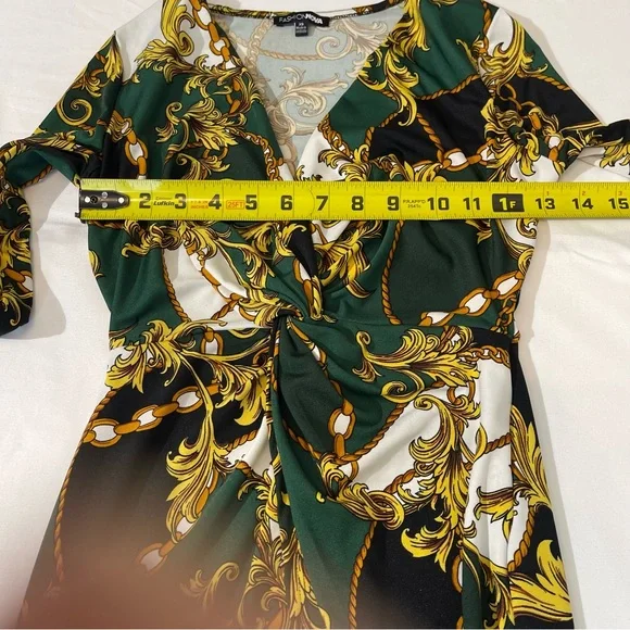 FASHION NOVA DRESS, size XS, good condition, preowned - Picture 4 of 5